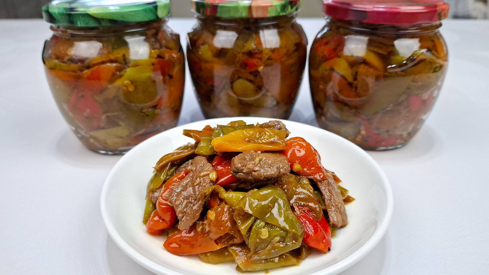 Жареный ОСТРЫЙ ПЕРЕЦ С МЯСОМ - Деликатес НА ЗИМУ! Как Заготовить Перец, Простой Способ! смотреть онлайн