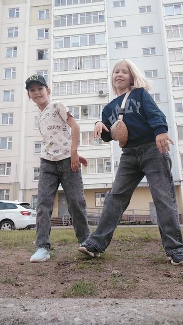 моя подруга и я дуры смотреть онлайн