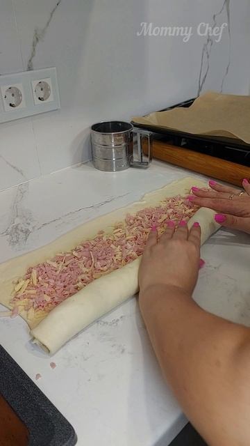 Улитки из слоеного теста