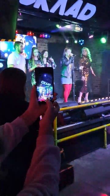 Новогодняя вечеринка, открытие