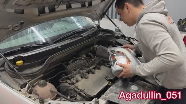 Большое ТО. Замена масла х2, замена катушек, свечи, воздушный фильтр, стойки стабилизатора и тд смотреть онлайн