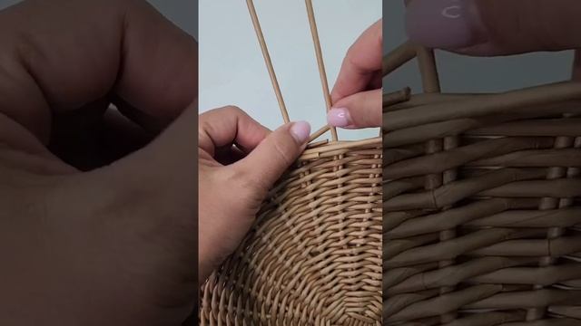 Мастер-класс по плетению из бумажной лозы.