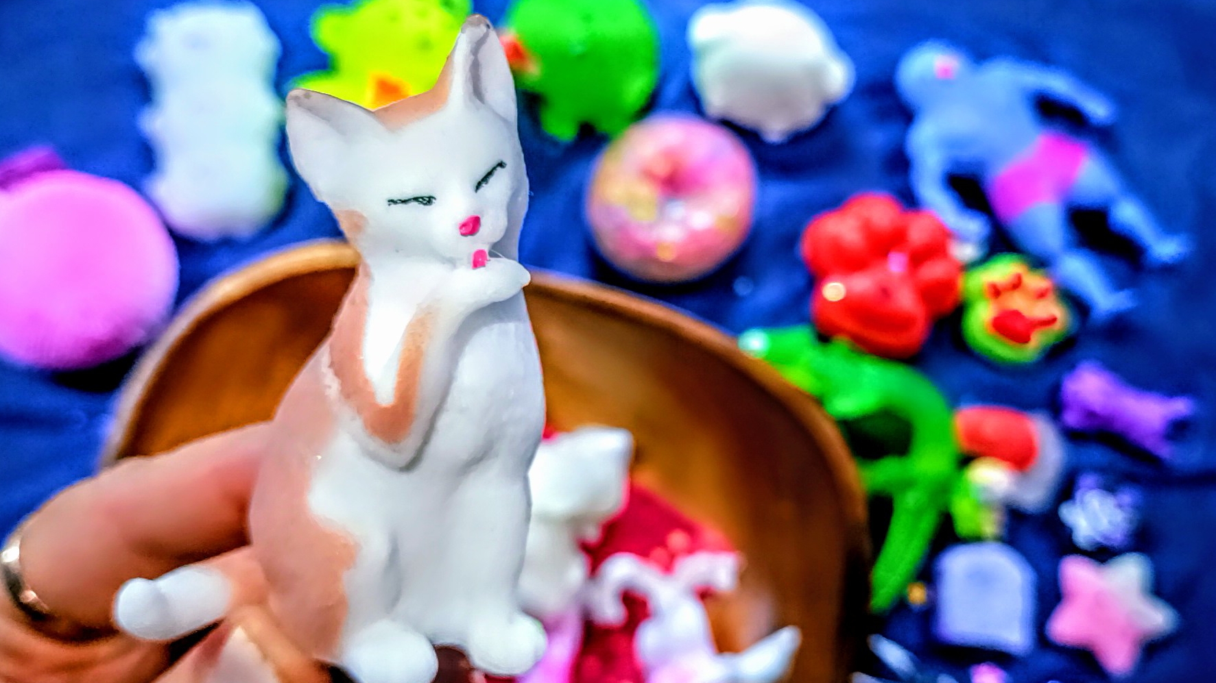 АСМР РАСПАКОВКА Сквишей и АНТИСТРЕССОВ 🥰 ТАБА лапки сквиши 🐾 смотреть онлайн