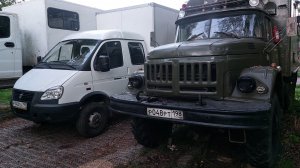 Покрасили соболь 4×4,ЗИЛ-131проблема со средним редуктором.