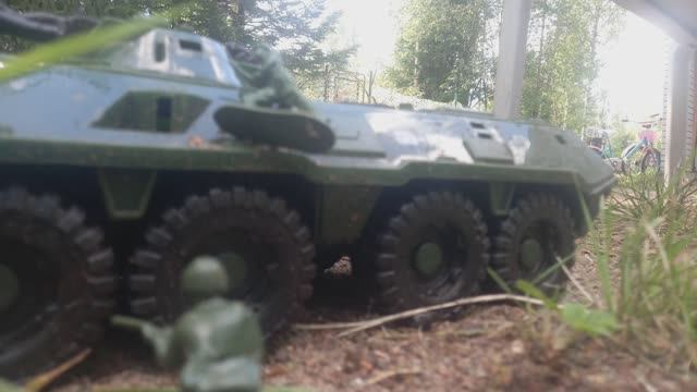 Солдатики смотреть онлайн