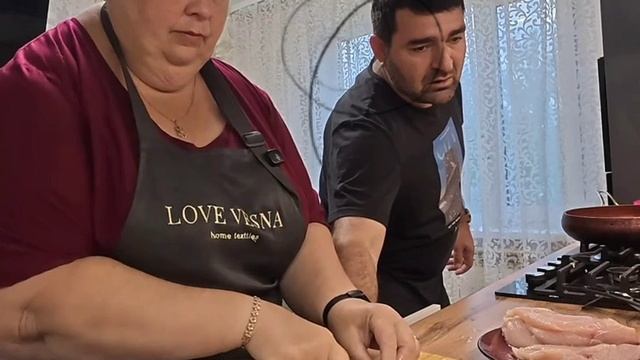 1000095625.mp4Уральская капуста: Рецепт лжи с привкусом курятника.#обзор #уралочка смотреть онлайн