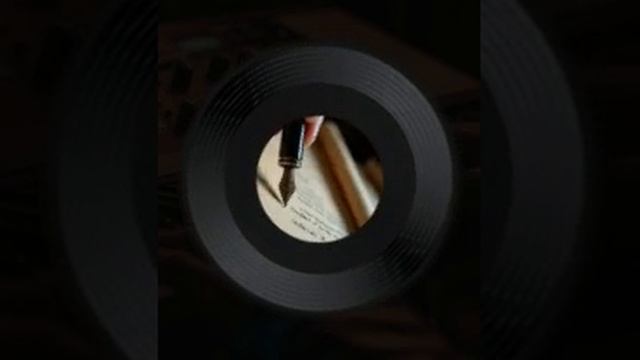 Белла Ахмадулина-Из глубины моих невзгод смотреть онлайн