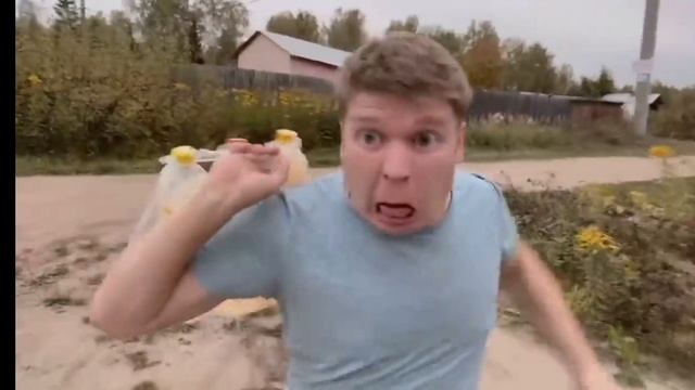 Малой и бизнес на лемонаде смотреть онлайн