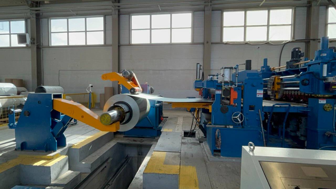 Лобненский металлопрокатный завод – производство: Профнастил | Сетка сварная | Лист гладкий смотреть онлайн