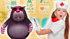 Настя как доктор лечит животных в игре | Мультик про доктора для милых животных