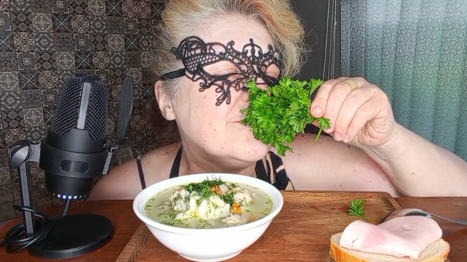 МИНИ ОБЖОРЧИК"СУПЧИК ОБЪЕДЕНИЕ" МУКБАНГ/ЕДА/ЕДАНАКАМЕРУ/ смотреть онлайн