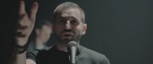 ТОТ КТО БОЛЬШЕ ЧЕМ НЕБЕСА ПОМЕСТИЛСЯ В НАШИХ СЕРДЦАХ! ХРИСТИАНСКАЯ ПЕСНЯ - ПРОСЛАВЛЕНИЕ БОГА!