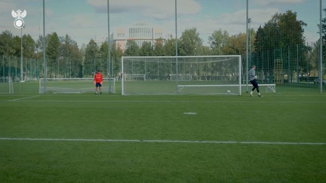 Сборы. День 5. Предложение руки и сердца Головину, идеи Кисляка и перелет в Катар смотреть онлайн