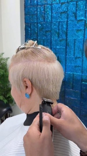 #короткаястрижка #женскаястрижка #укладкаволос #новыйобраз #самьяро #стрижкавмоскве #дерзкаястрижка