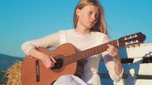 ИРА ЕЖОВА  МНЕ СЕГОДНЯ  ГРУСТНО . ВИДЕОМОНТАЖ ЕЛЕНА МЕЛЬНИКОВА.