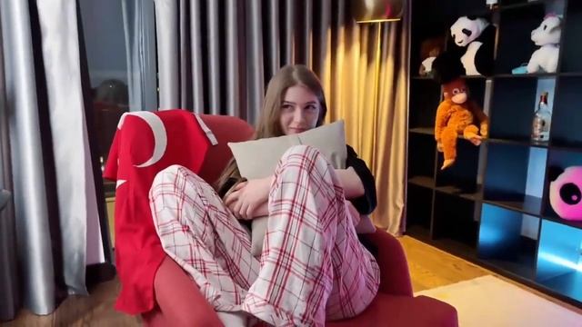 ПРО ПЕРВЫЙ РАЗ смотреть онлайн