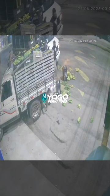#Бразилия Помог по братски.Итог — один минус, второй убежал смотреть онлайн
