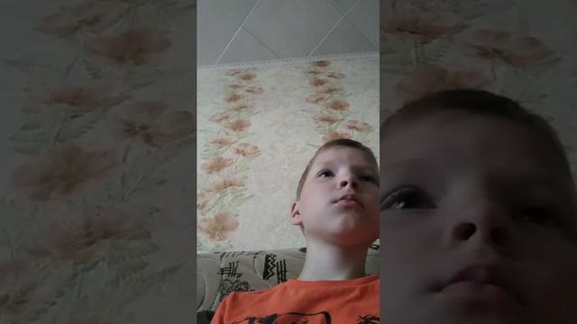 давайте побюм все  рекорды мира и наберём на мою трансляцию очень-очень много просмотров