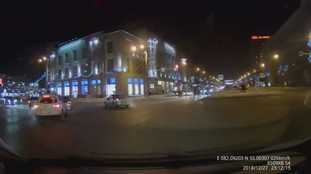 . ♫ . Caro Emerald - _Paris_ (Acoustic) смотреть онлайн