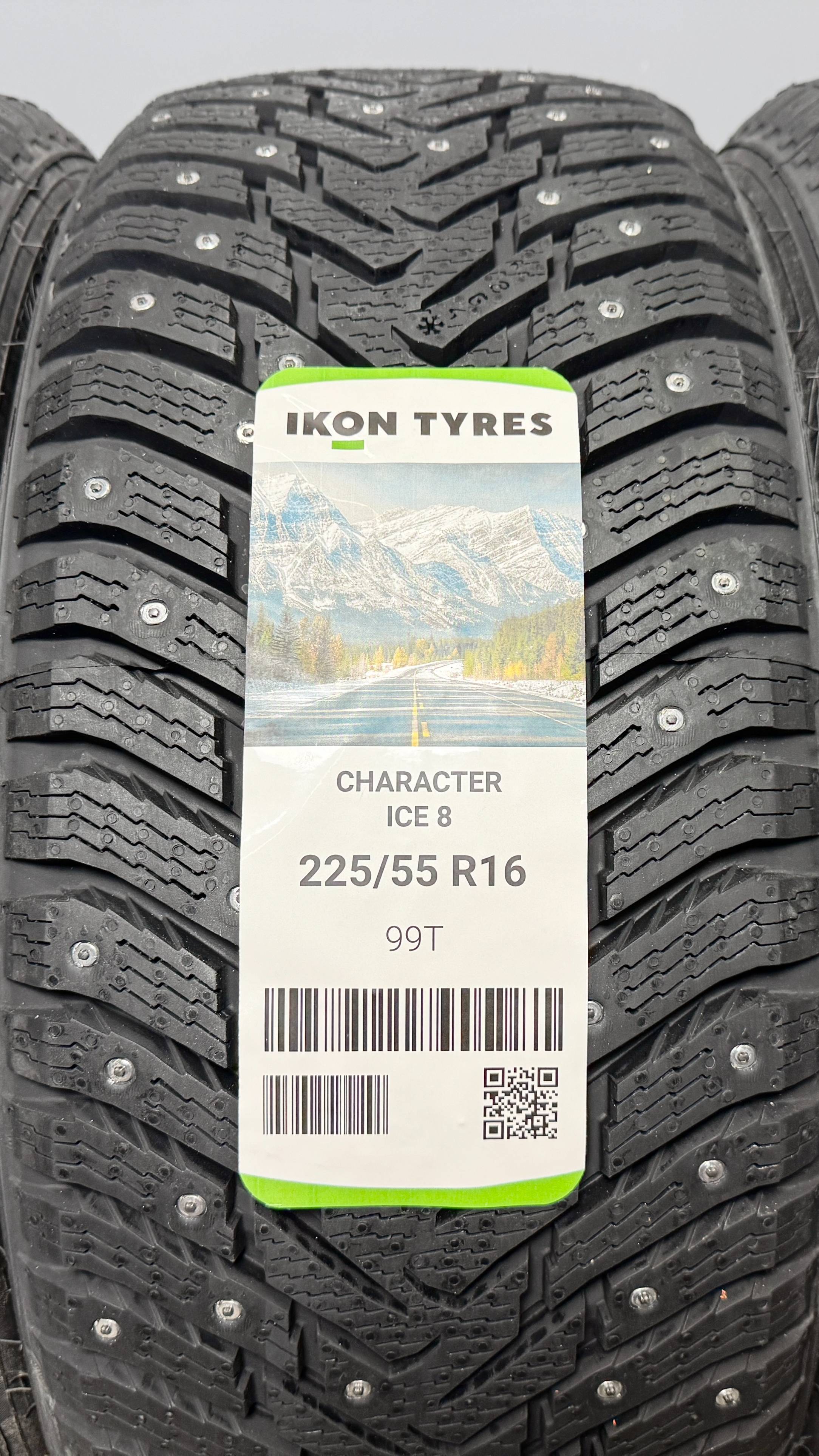 Ikon Tyres Character Ice 8 225/55 R16 99T