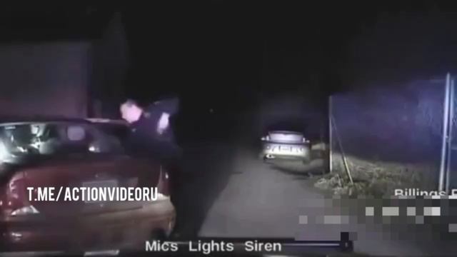 #США #Полиция #Bodycamera Архивное. Копы тоже плачут. Полицейские открыл огонь по автомобилю с подро