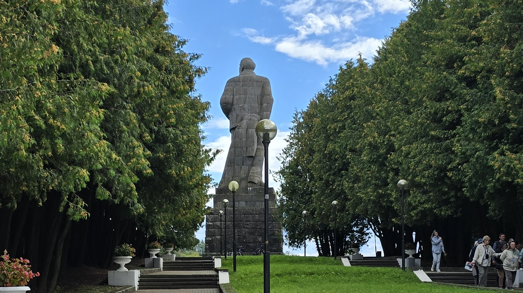 Дубна, ГЭС, синоптики, памятник 08.25