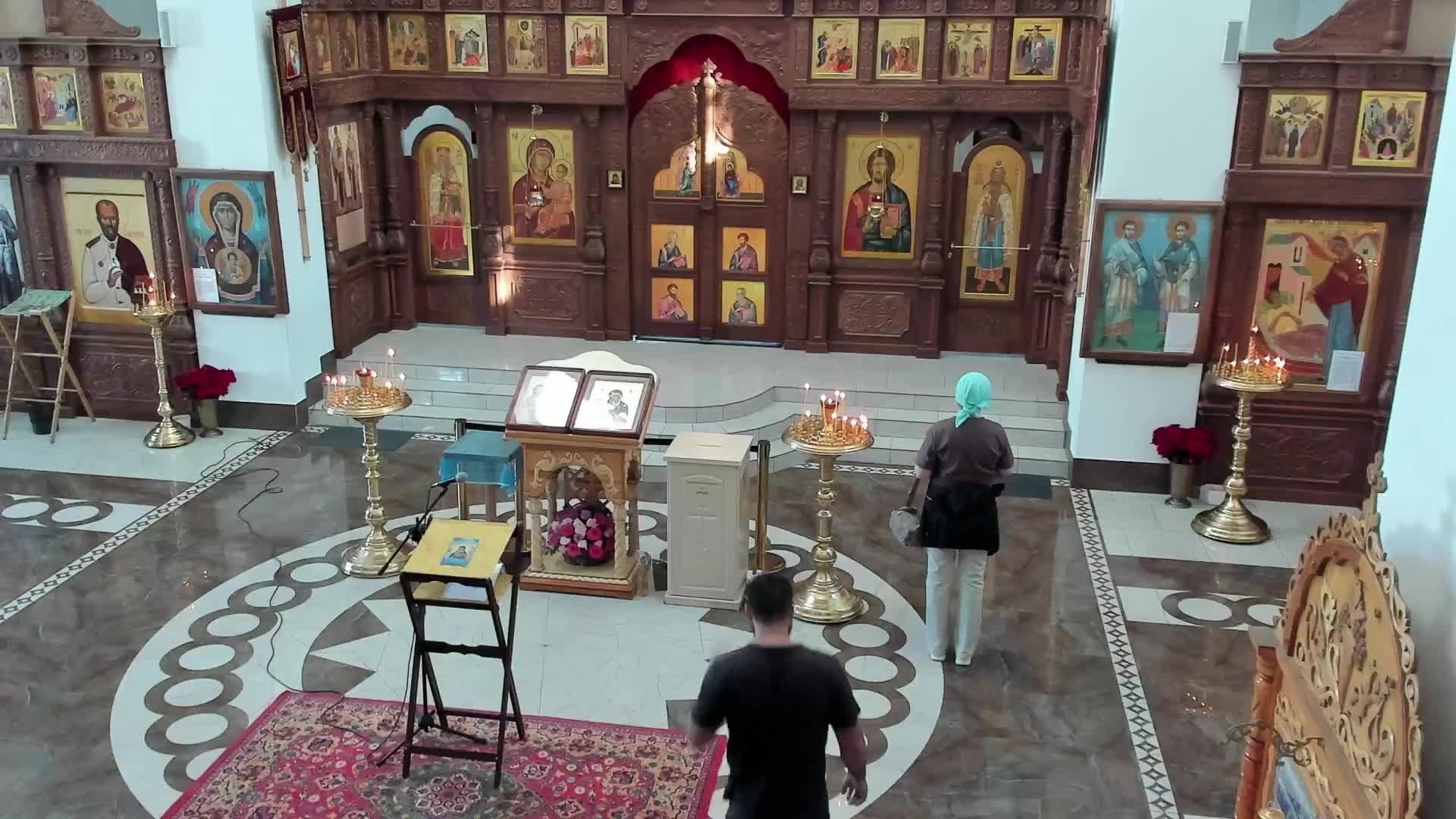 Чтение акафиста Богородице за воинов в храме свв. Космы и Дамиана 07.09.2025г. смотреть онлайн