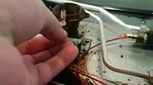 Замена свечи-разрядника газовой плиты