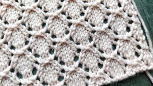 Нежный ажурный узор с рельефными ромбами