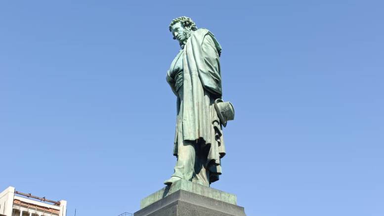 Пушкинская площадь в Москве. История памятника Александру Пушкину в Москве. #Прогулки_по_Москве. смотреть онлайн