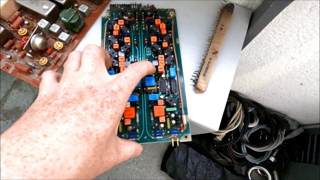 Прошлогодние платки. Золотишко присутствует.