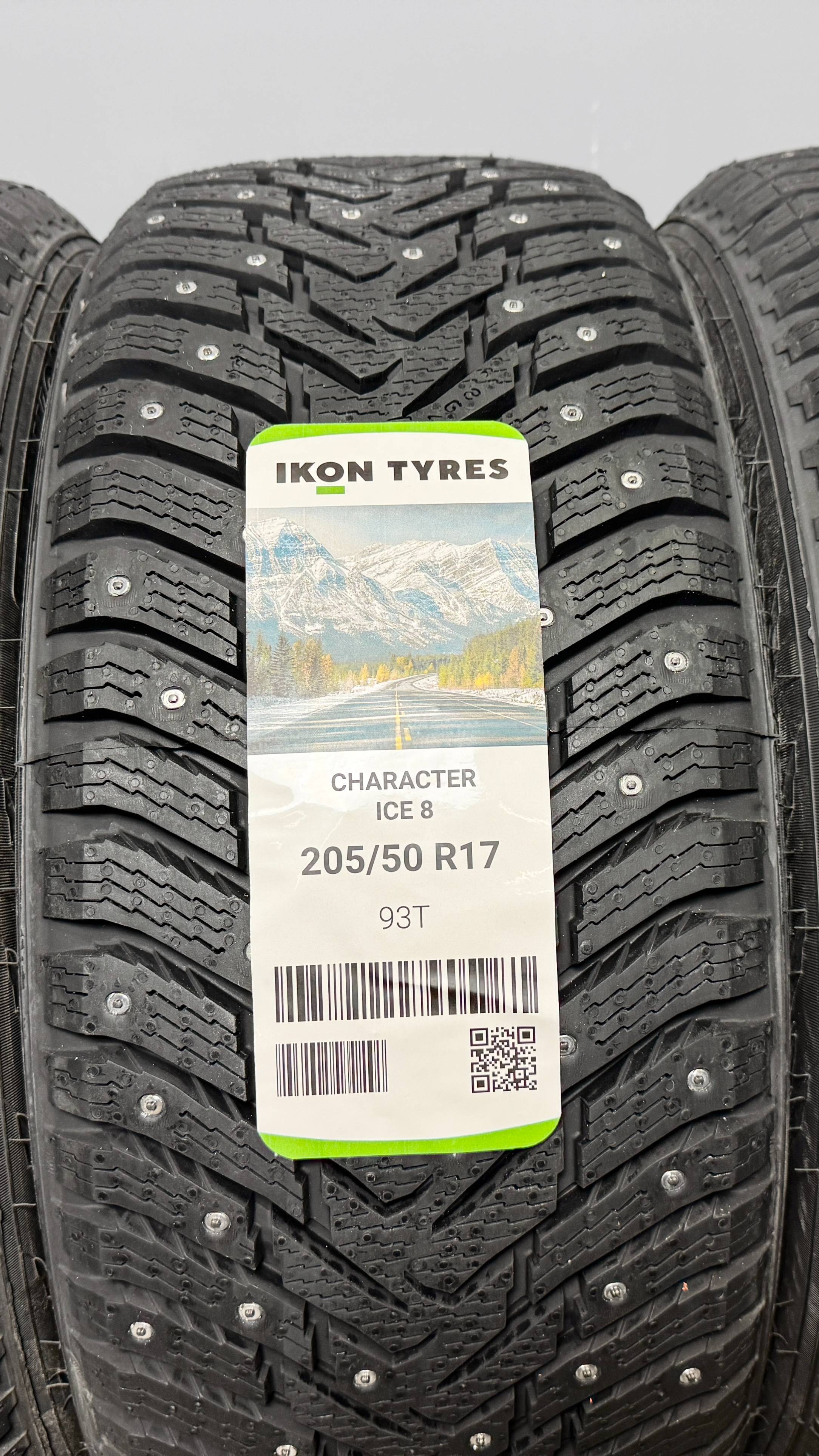 Ikon Tyres Character Ice 8 205/50 R17 93T