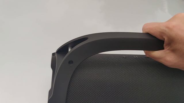 Беспроводная музыкальная колонка iBOX Bass Hunter смотреть онлайн