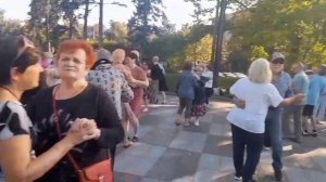 ОДИНОКАЯ ВЕТКА СИРЕНИ ТАНЦЫ ХАРЬКОВ СЕНТЯБРЬ 2025