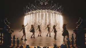 LE SSERAFIM FEARLESS OFFICIAL MV