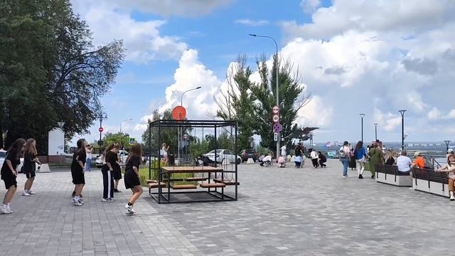 Нижний Новгород любит танцевать. смотреть онлайн