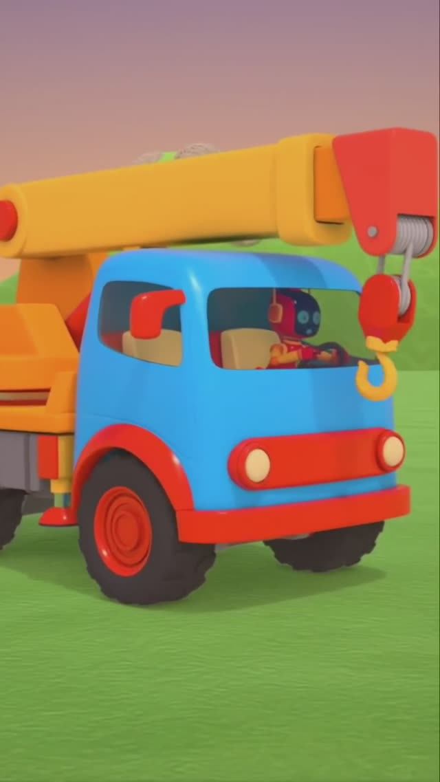 НОВЫЙ домик для машинок! 🔥🏠🚗 #длядетей #машинки #мультики смотреть онлайн