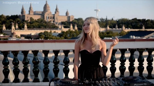 SASHA KOHANA | Indie Dance & Melodic Techno, Barcelona, Spain LIVE