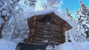 ОТПУСК В ЛЕСНОЙ ИЗБУШКЕ. ТАËЖНАЯ БЫТОВУХА 2ч.