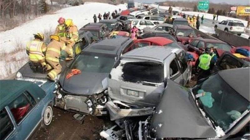 Аварии и ДТП на дорогах ТОРОПЫГИ за рулем смотреть онлайн