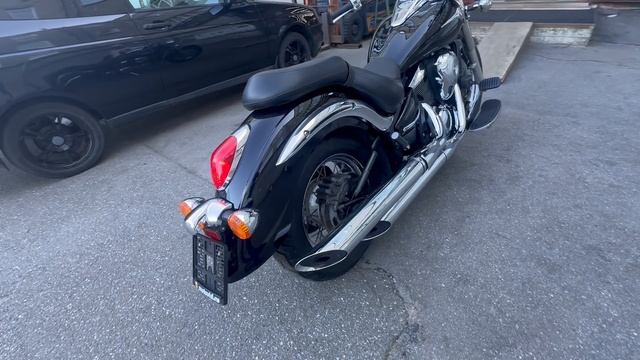 Kawasaki Vulcan 900 Classic 0026