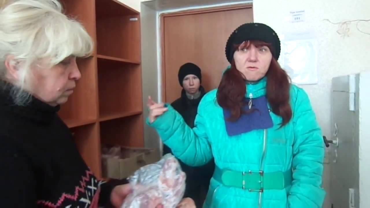 Раздача гум.помощи от Фонда матерям г.Петровское ЛНР смотреть онлайн