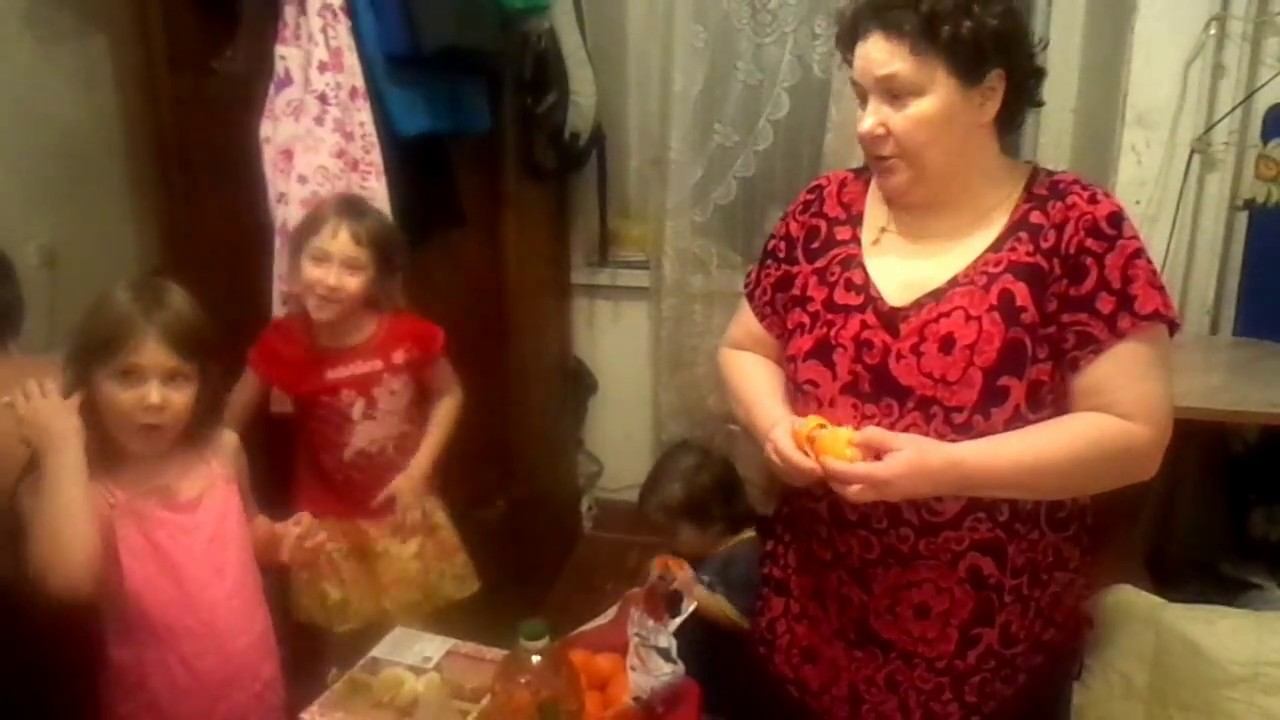 Фонд "Спас Нерукотворный" с благотворительностью в многодетной семье. смотреть онлайн