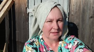 Муж меня бил на Пологе в русской бане и отхлестал Веником берёзовым ,хорошо то как 😁😆😂