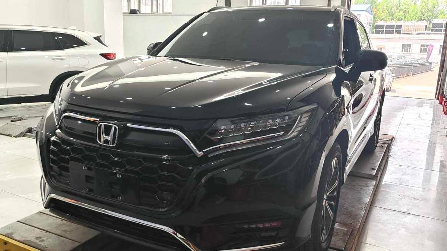 Honda UR-V 2.0T 2021 года смотреть онлайн