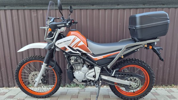 Yamaha SEROW XT250