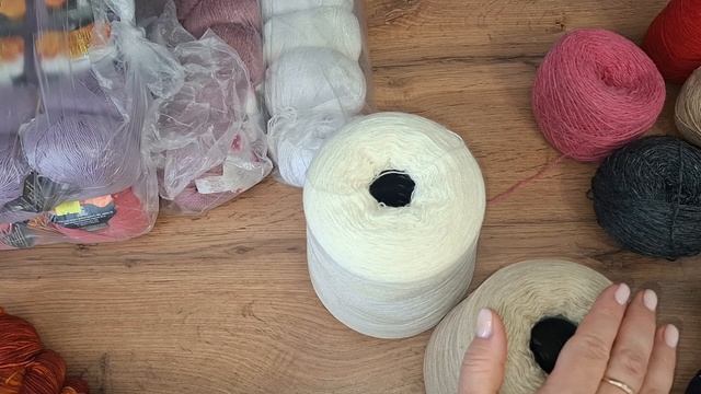 Влог/Бьюти-распаковка/Переделкино/Моя дача/Выкарчёвываем пень/Приглашаю в неделю носочных стартов смотреть онлайн