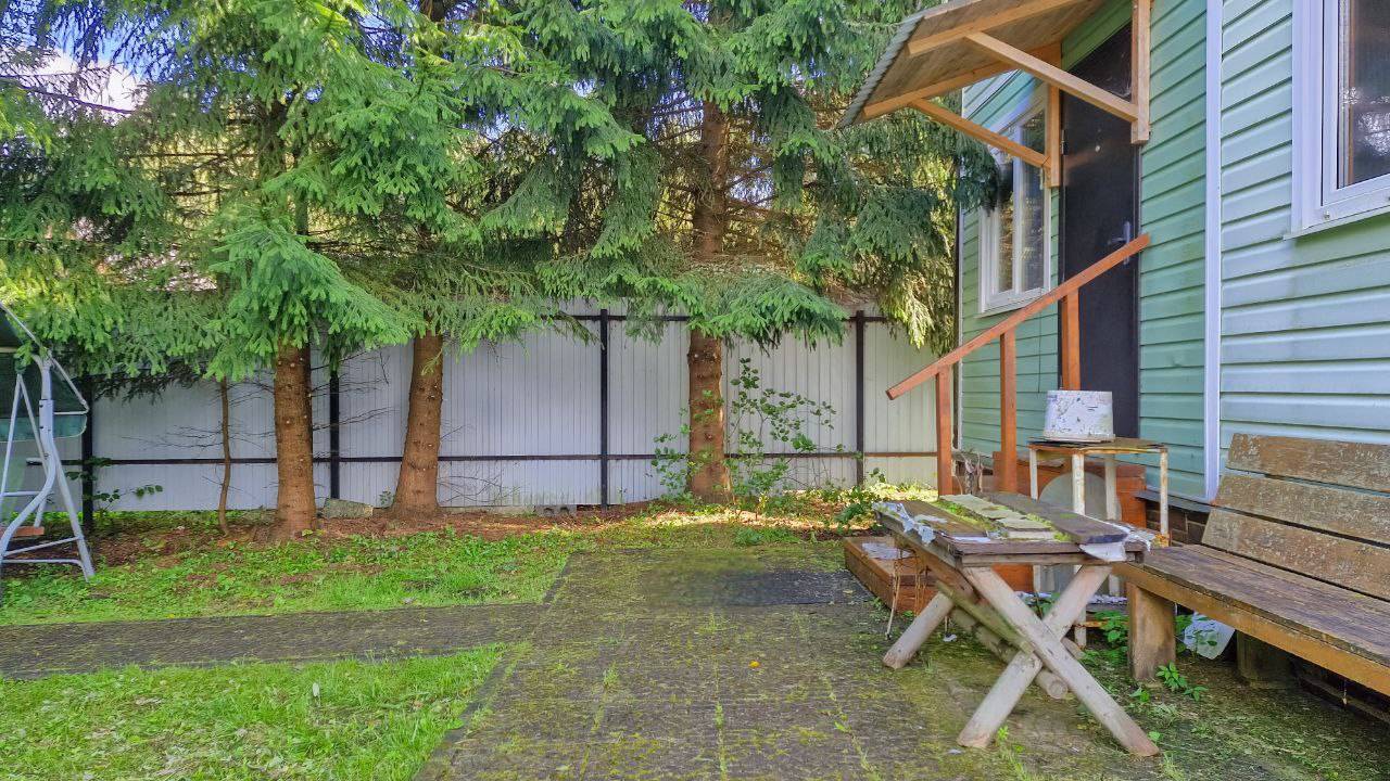 Продается 2х этажный жилой дом и ухоженный земельный участок в СНТ «Пристань» (около д. Каменка).