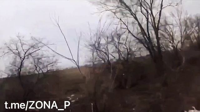 ЕГОР ЛЕТОВ
Храброе словечко чиркнуло об лёд,
Вспыхнуло сердечко,взвился пулемёт!
Хлынули дороги,дрог смотреть онлайн