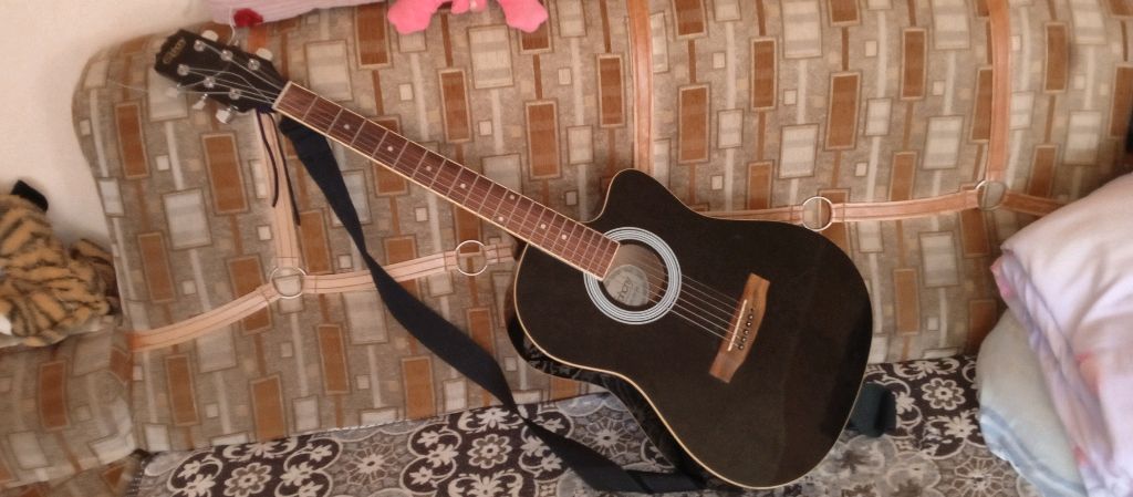 Немного споём 🎤 🎶🎸🫰#гитара #песня #армейские смотреть онлайн